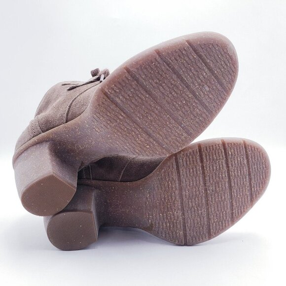 Clarks Artisan Carleta Lyon Ankle Boots Suede Lace Up Brown Neutral Women's 7.5 - Picture 8 of 10